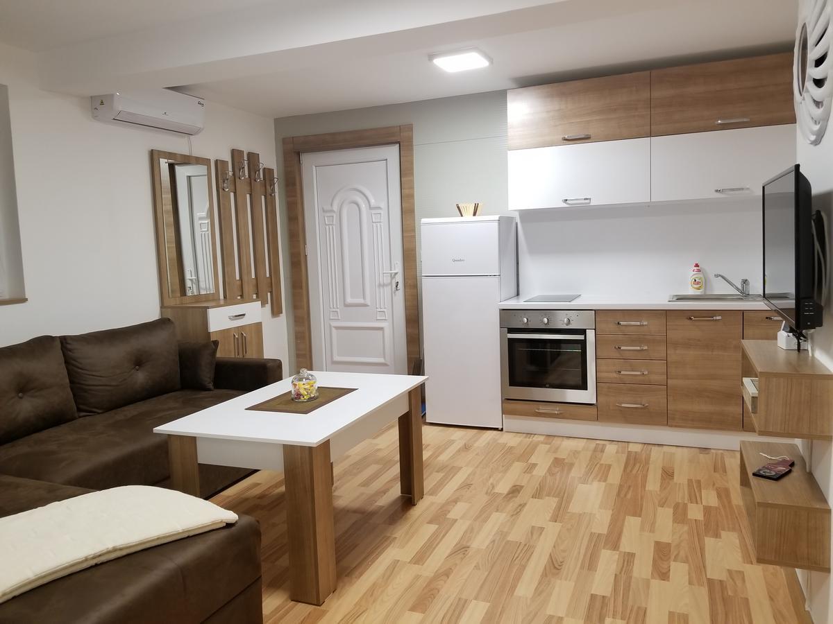 Sky Apartments ストルミツァ エクステリア 写真