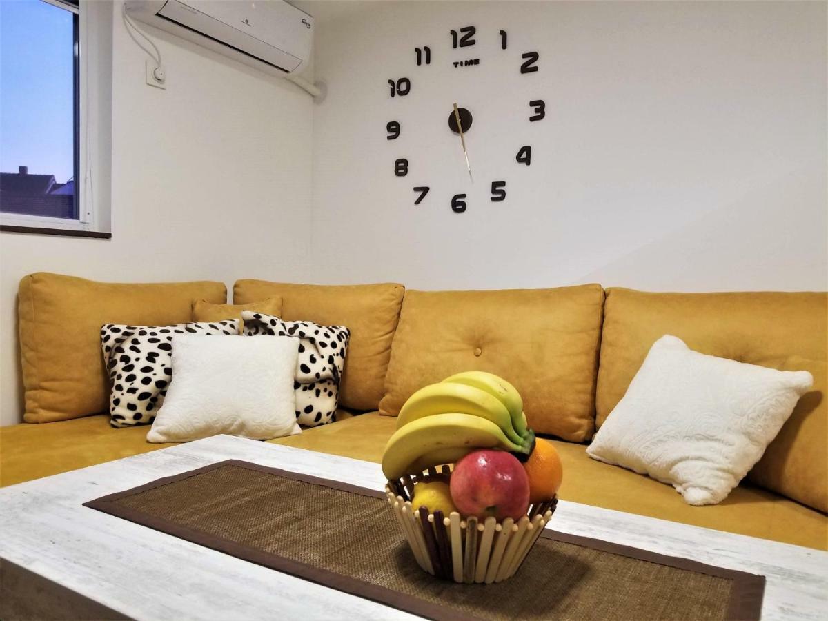 Sky Apartments ストルミツァ エクステリア 写真